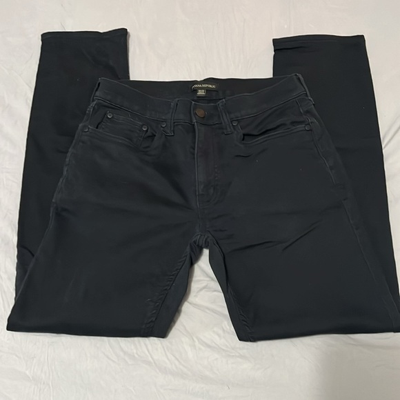 Banana Republic Slim Fit Straight Leg Jeans - Picture 1 of 6